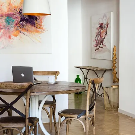 Puerta Catedral Indias Lofts סביליה