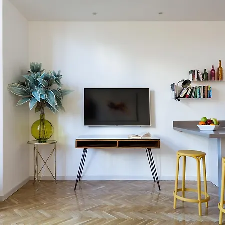 Puerta Catedral Indias Lofts סביליה